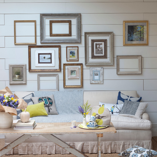 Living room frame display | Country living rooms ...
