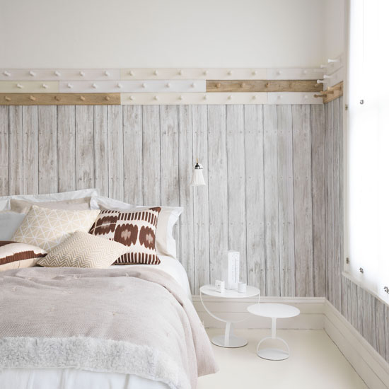 Rustic white bedroom housetohome.co.uk