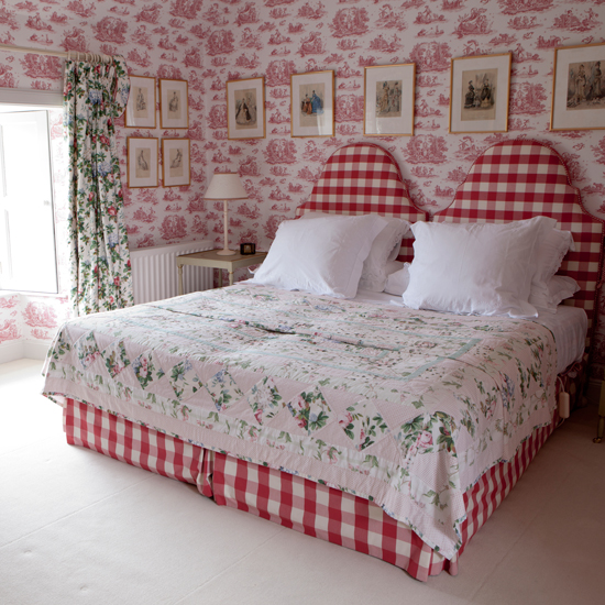 Red toile bedroom | housetohome.co.uk